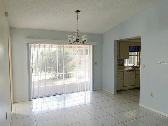 5th image of 22457 Vale Ave