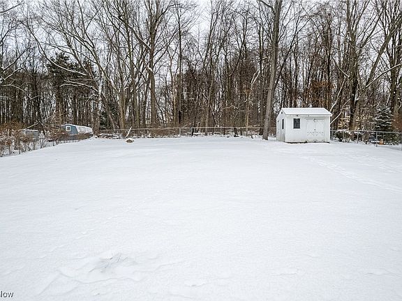 4th image of 750 Silvercrest Dr