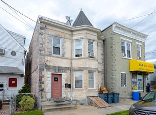 29 Commerce St, Garfield, NJ 07026