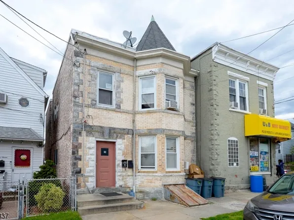 29 Commerce St, Garfield City, NJ 07026