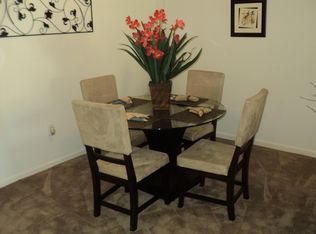 5661 Louis Xiv Ct APT B, Tampa, FL 33614