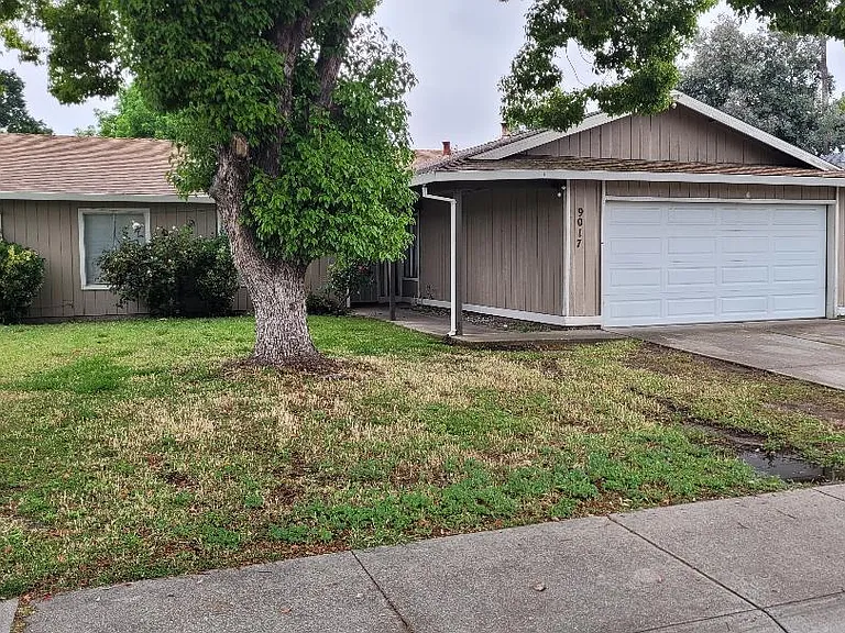 9017 Don Ave — Photo 2