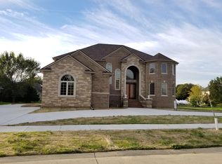 4578 Allegheny Dr, Sterling Heights, MI 48314