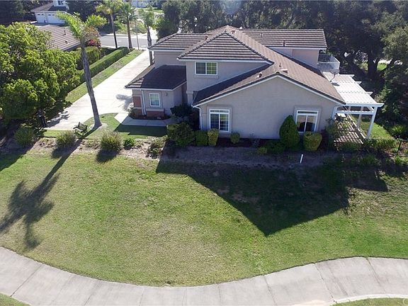 3rd image of 1050 Redberry Pl