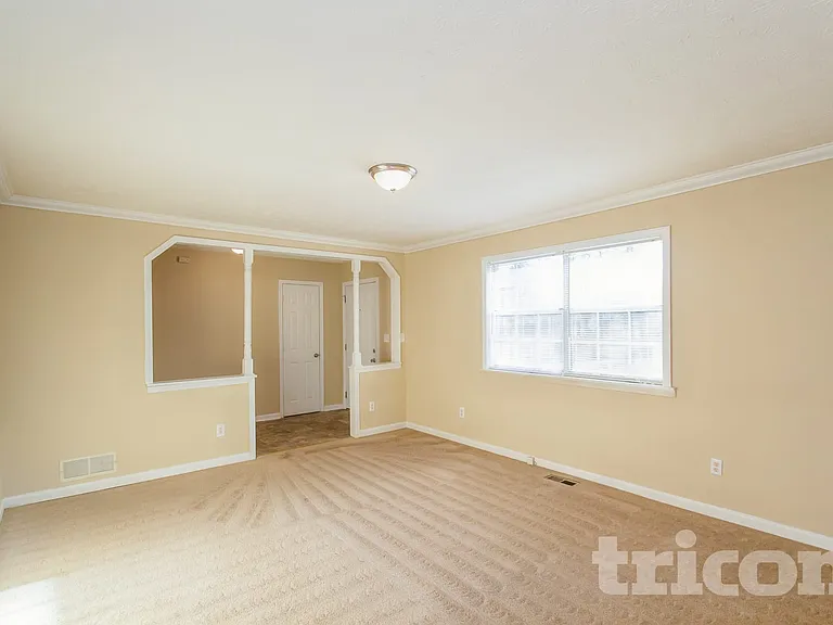 2889 Darrah Ct SW — Photo 2