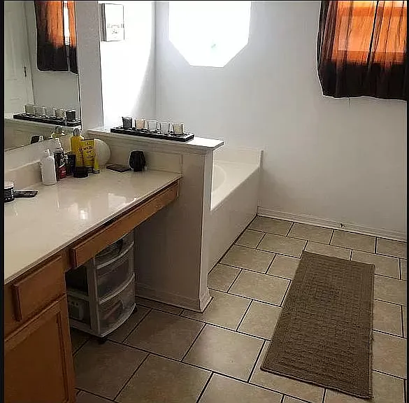 881 Vanderbilt Dr — Photo 5