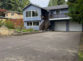 1111 NE 130th St, Seattle, WA 98125