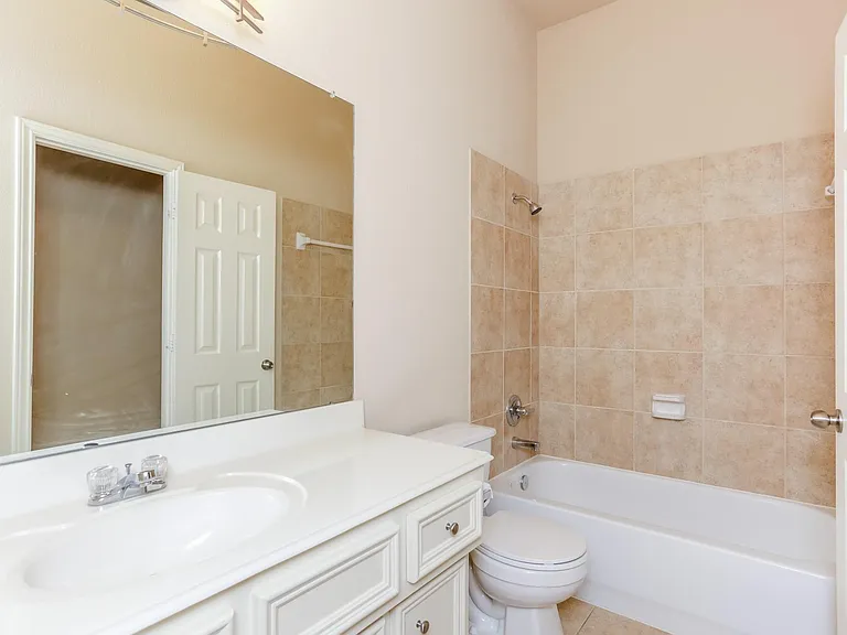 20214 Broad Run Ln — Photo 17