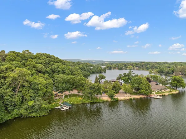 727 Proehls Trl, Hudson, WI 54016