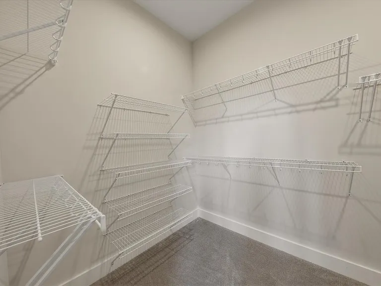 3912 Edwards Rd — Photo 39
