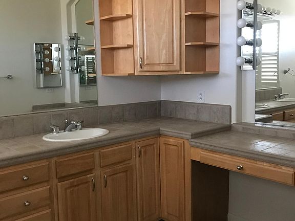 3rd image of 2900 Albazano Ct