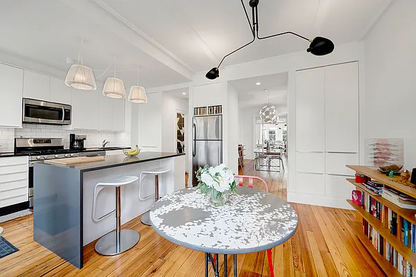 Sold by Keller Williams Realty Empire | media 11