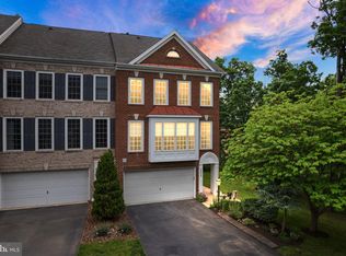 18379 Sierra Springs Sq, Leesburg, VA 20176