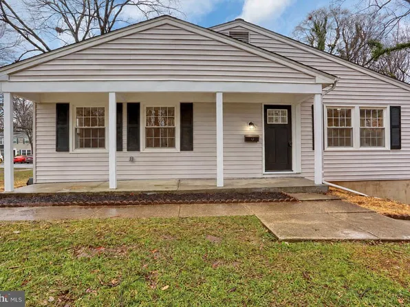 1727 Fillmore Ct, Crofton, MD 21114