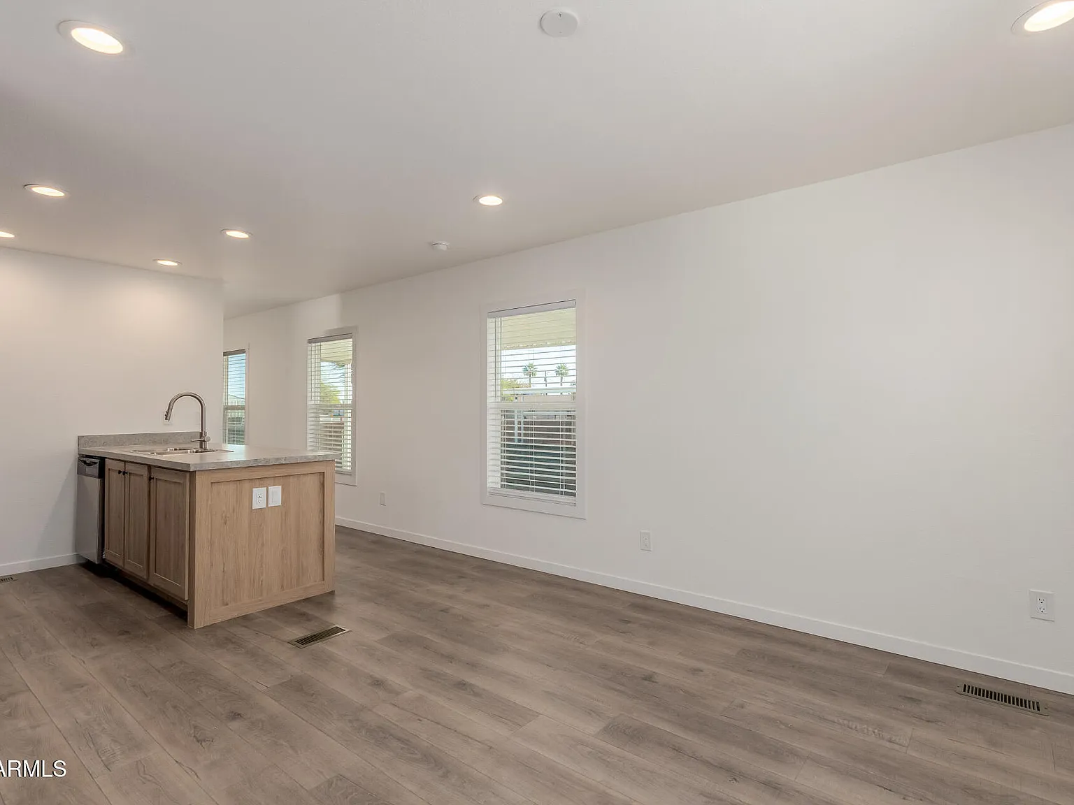 2 bed, 1.0 bath, 632 sqft, $1,400 — Photo 4