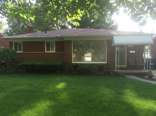 9372 Dale Ave, Redford, MI 48239
