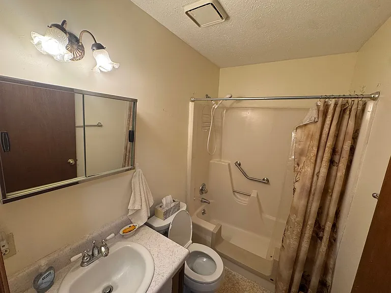 312 Foreston Dr — Photo 11