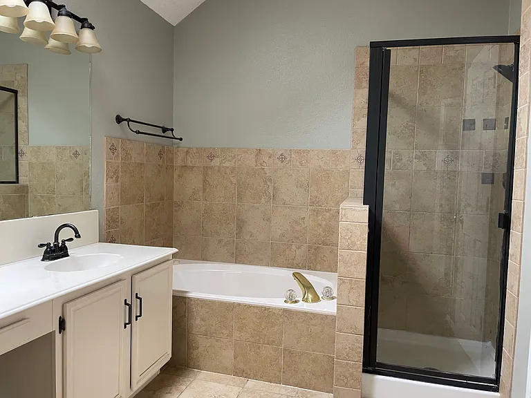 7900 Squire Ln — Photo 19