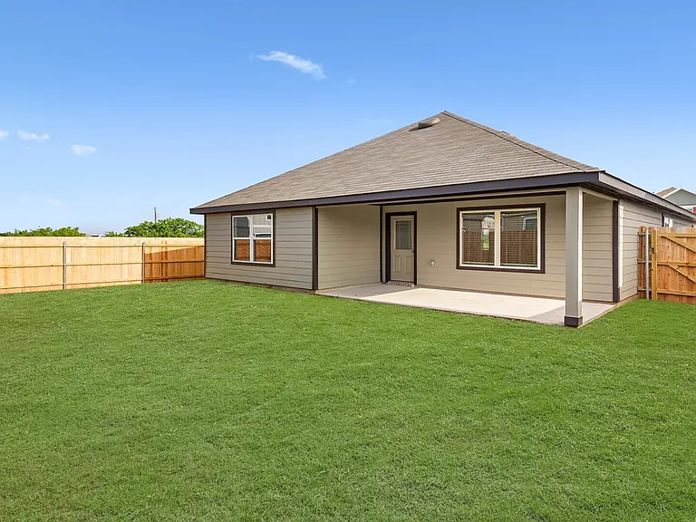 2400 Texas Ash Way — Photo 2