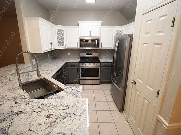 2nd image of 8412 E Lansing Ave