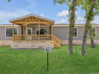 136 Syrah St, La Vernia, TX, 78121