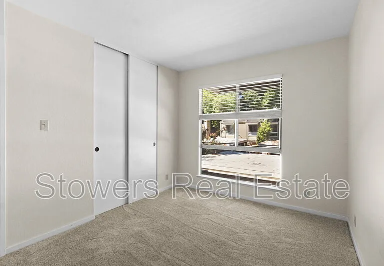 433 Garden Creek Pl — Photo 18