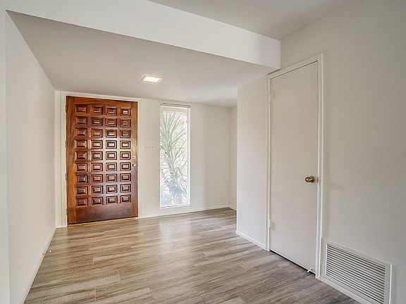 3rd image of 7226 E Solano Dr