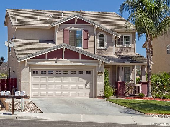 3rd image of 39887 Hillsboro Cir