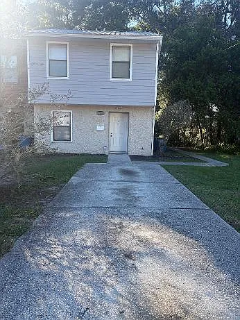 2 bed, 1.5 bath, 1232 sqft, $1,500 — Photo 1