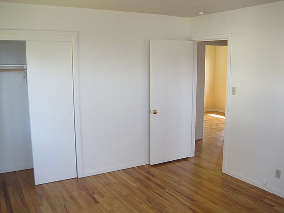 4th image of 1518 Pershing Dr APT B