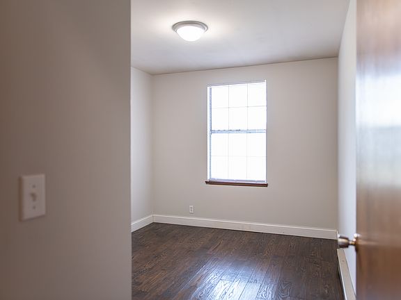 5th image of 2530 Sharondale Dr APT B7