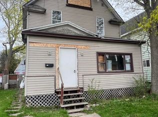 905 Bingham Ave, Sault Sainte Marie, MI 49783