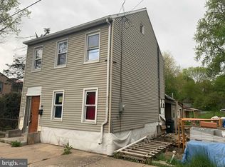 558 E Front St, Marietta, PA 17547