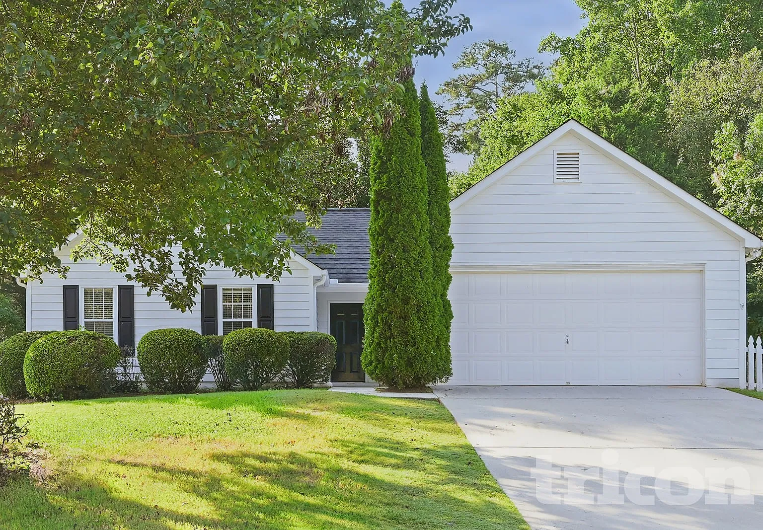 923 Laurel Green Lane Sugar Hill GA — Photo 1