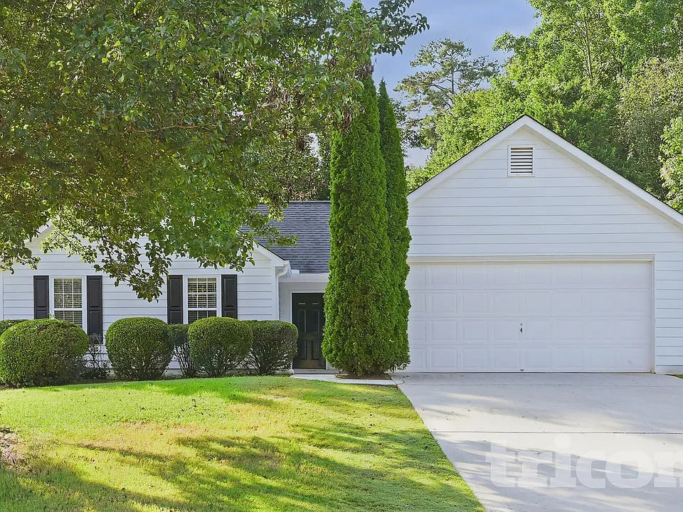 923 Laurel Green Ln