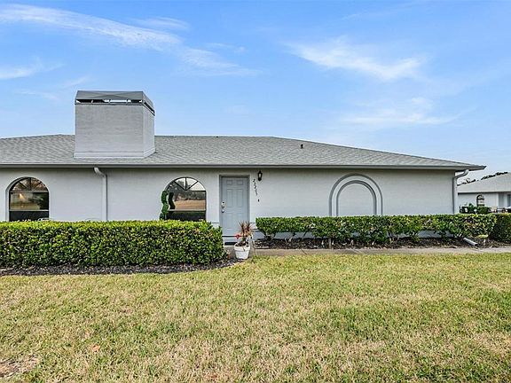 2nd image of 23205 CLUB VILLAS DRIVE #30