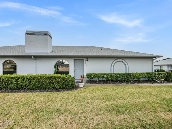 23205 Club Villas Dr Unit 30, Land O Lakes, FL 34639