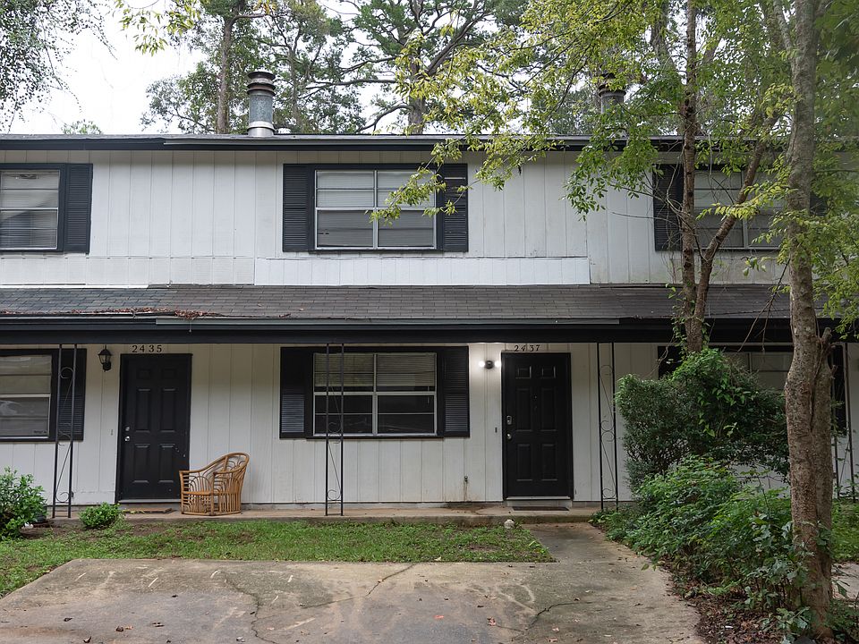 1st image of 2437 Ramblewood Ct #1