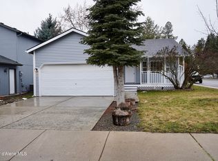 3197 N 10th Pl, Coeur D Alene, ID 83815
