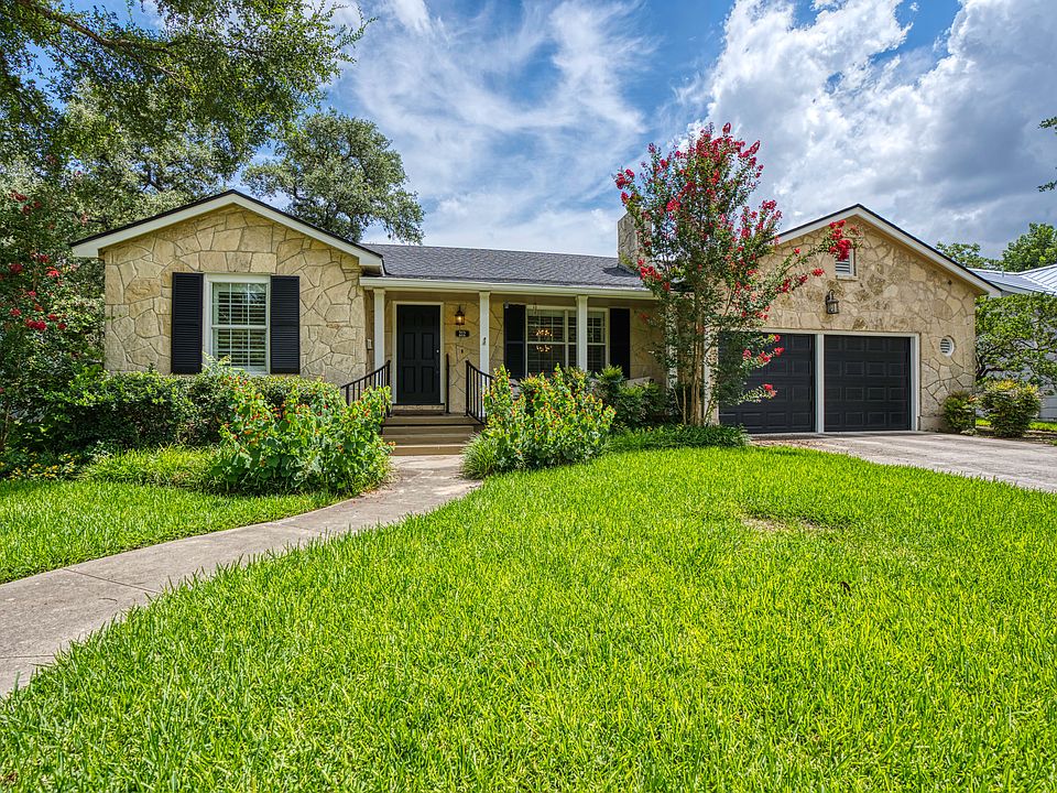 1st image of 212 Brightwood Pl