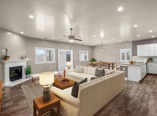 5205 W Rialto Ct, Visalia, CA 93277