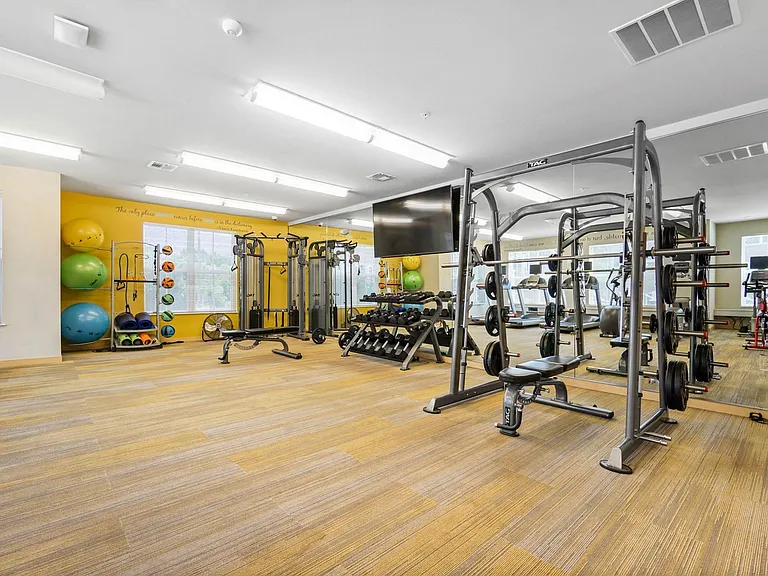 Elan Apartments 24-Hour Fitness Center
