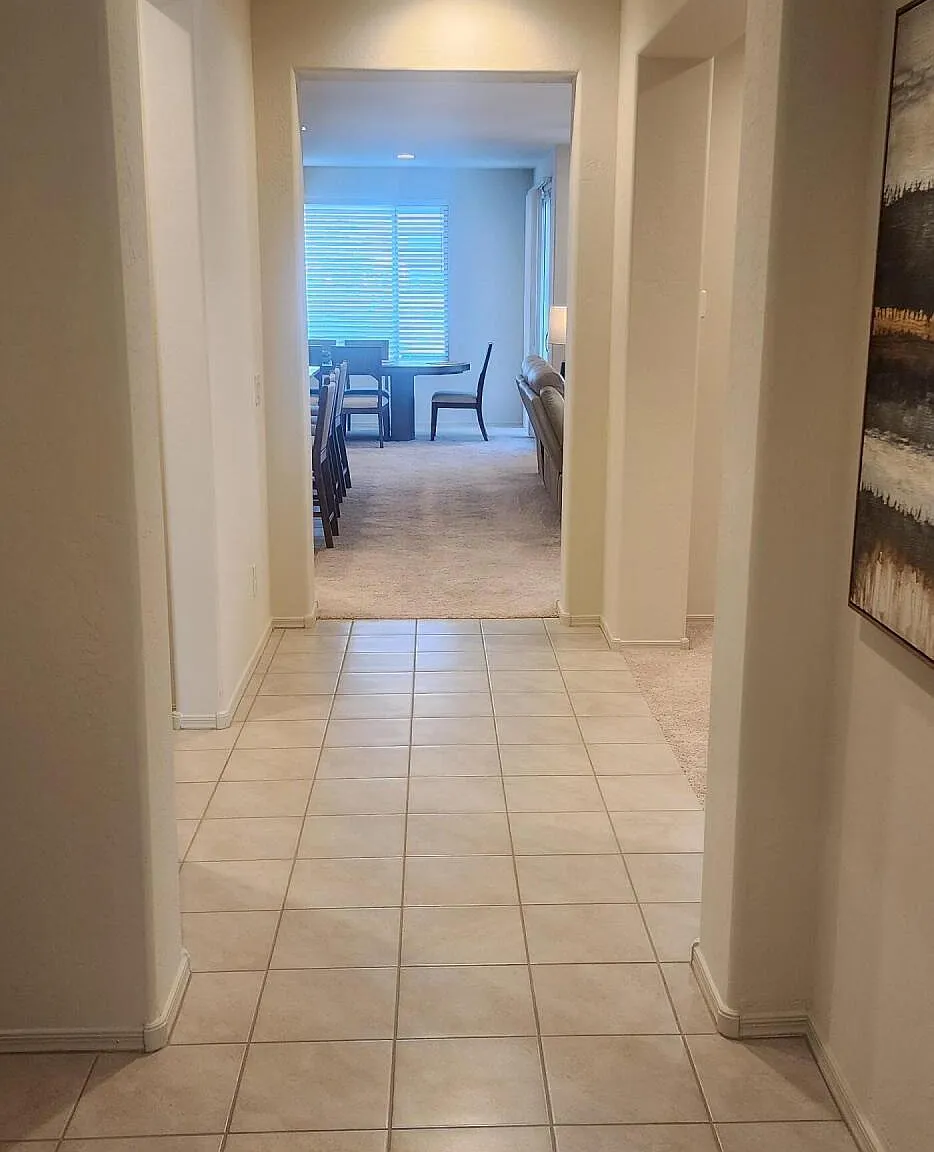 2 bed, 2.0 bath, 2014 sqft, $2,500 — Photo 2