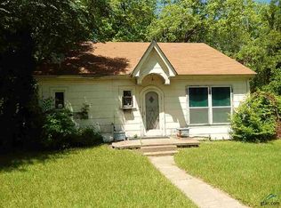 907 Lindsey Ln, Tyler, TX 75701