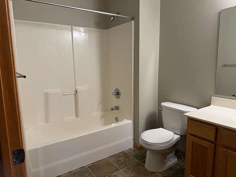Emerson Hills Apartments — Photo 12