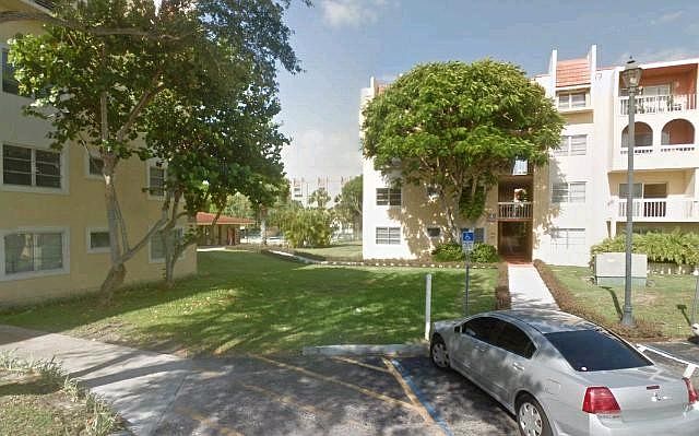2nd image of 7830 Camino Real #K-302