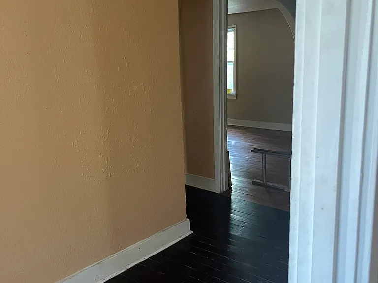 307 Breckenridge St — Photo 7