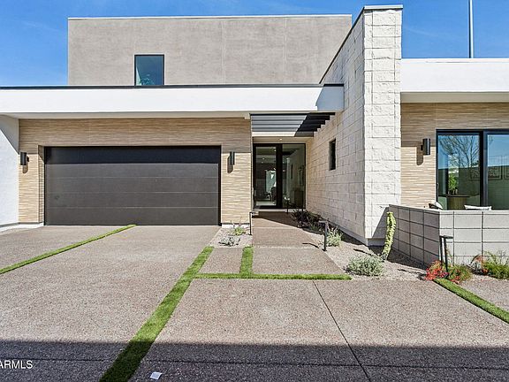 2nd image of 1832 E PALMAIRE Avenue