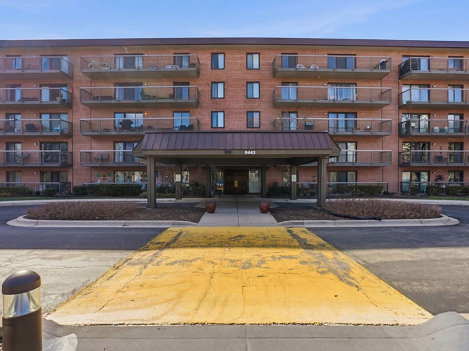 1st image of 6443 Clarendon Hills Rd APT 402