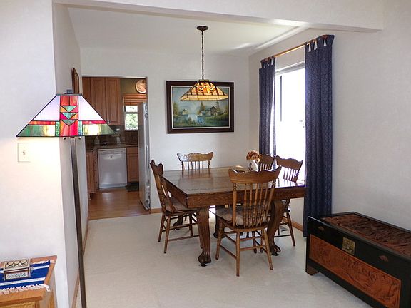 4th image of 932 McPhee Dr
